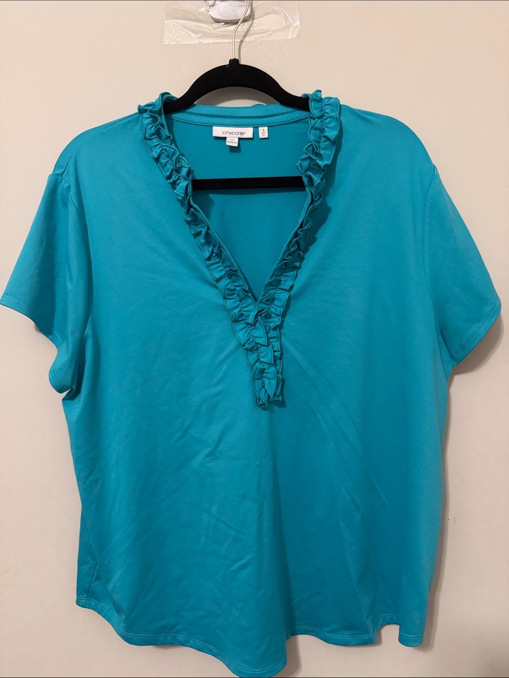 Chico’s Ruffle neckline knit top XL